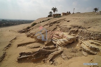 Phát hiện hầm mộ được xây bằng gạch bùn từ thời La Mã ở Ai Cập