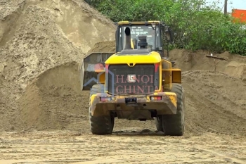Nguồn cung khan hiếm đẩy giá cát xây dựng tại Hà Tĩnh tăng cao
