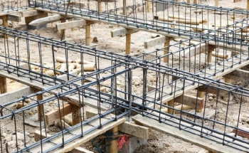 Tính toán dầm bê tông cốt thép chịu uốn xiên sử dụng mô hình phi tuyến