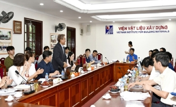 Phát triển vật liệu làm mát bức xạ thụ động thích ứng với khí hậu nóng ẩm