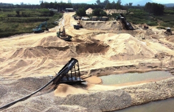 Quảng Ngãi: Nhiều mỏ cát chưa thể đưa vào khai thác