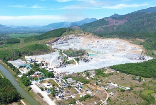 Quảng Ngãi nâng công suất khai thác mỏ đá cung cấp cho 21 công trình, dự án đầu tư công