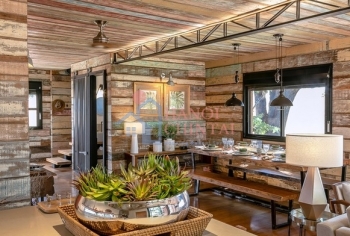 Xu hướng lựa chọn gỗ tái chế và gỗ bền vững cho phòng khách